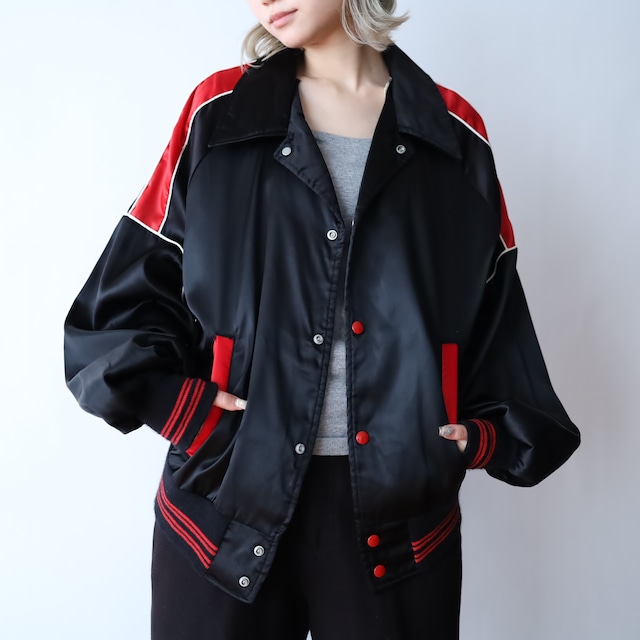 80s' over silhouette bi-color switching design stadium jumper