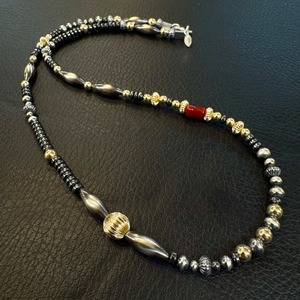 ブライト（Bright）ネックレス（Wave S Hematite）血赤珊瑚 50cm