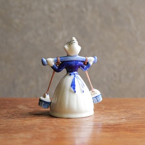 オランダから届いた、陶器の呼び鈴 1