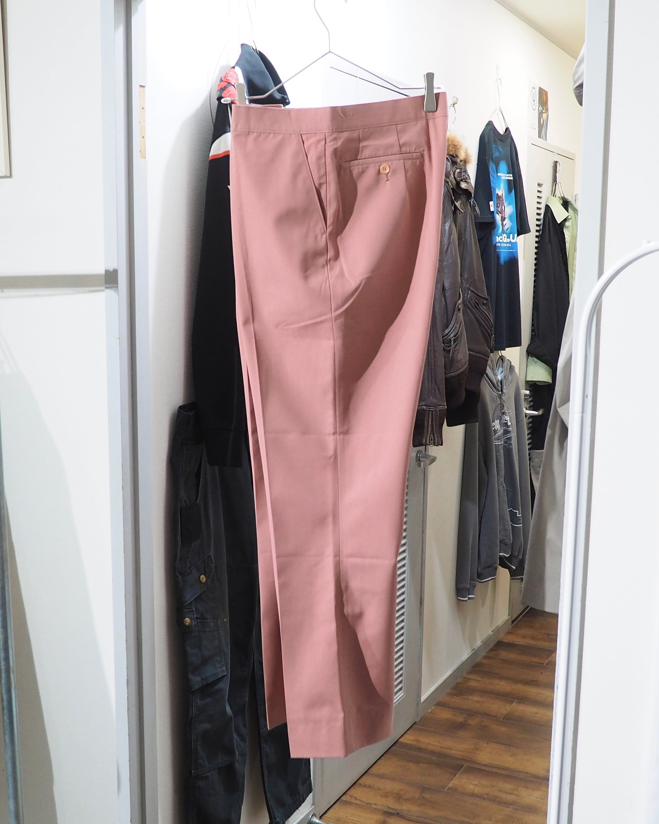 Beautiful Flamingo Pink color vintage Semi - Flare slacks Pants