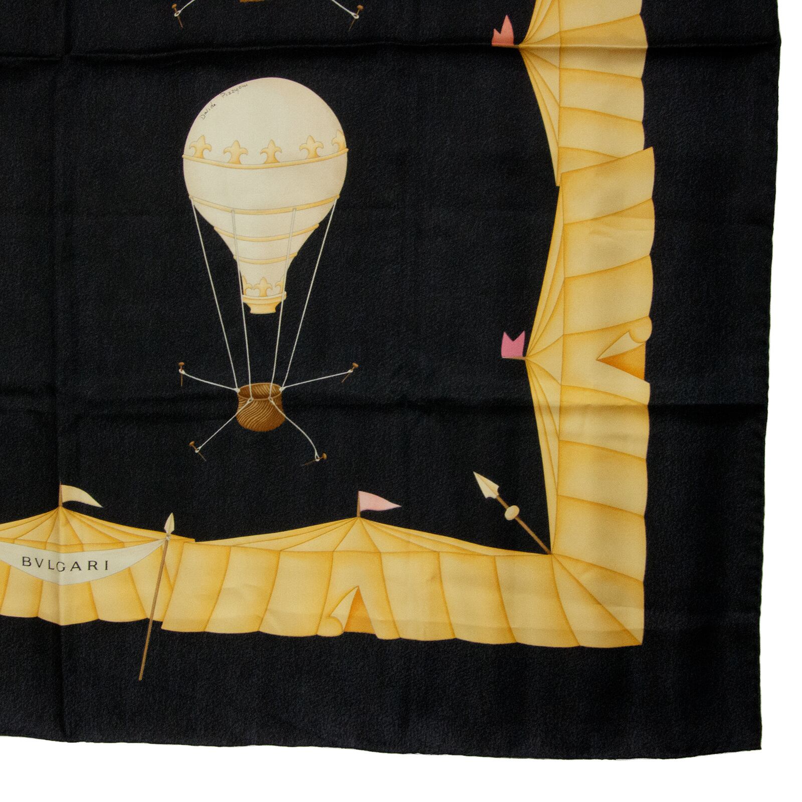 本物・送料無料・極美品】ブルガリ・大判スカーフ(シルク・人気・綺麗