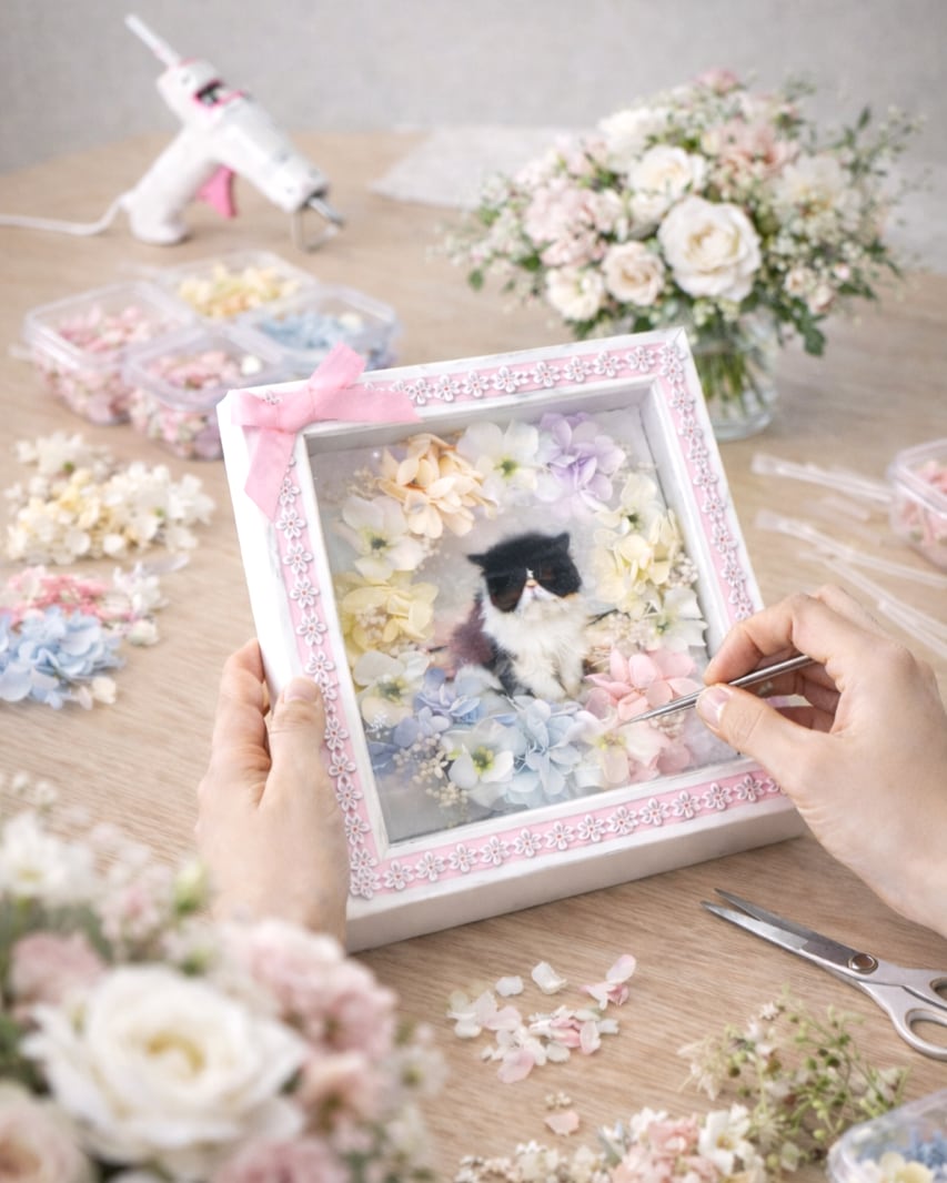 うちの子フラワーフレーム【PE-602】縦横15cm│ペットメモリアル│ お祝いギフト|木枠ガラスフレーム| メッセージ入り|バレンタイン│記念日│誕生日に