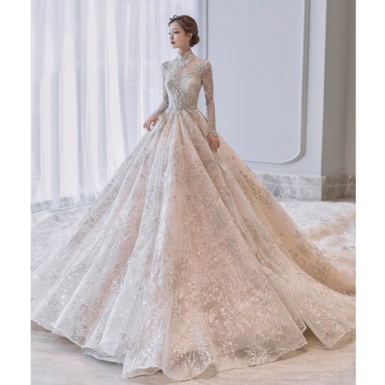 高品質！華やか ウエディングドレス 長袖 華やかなトレーン プリンセス  