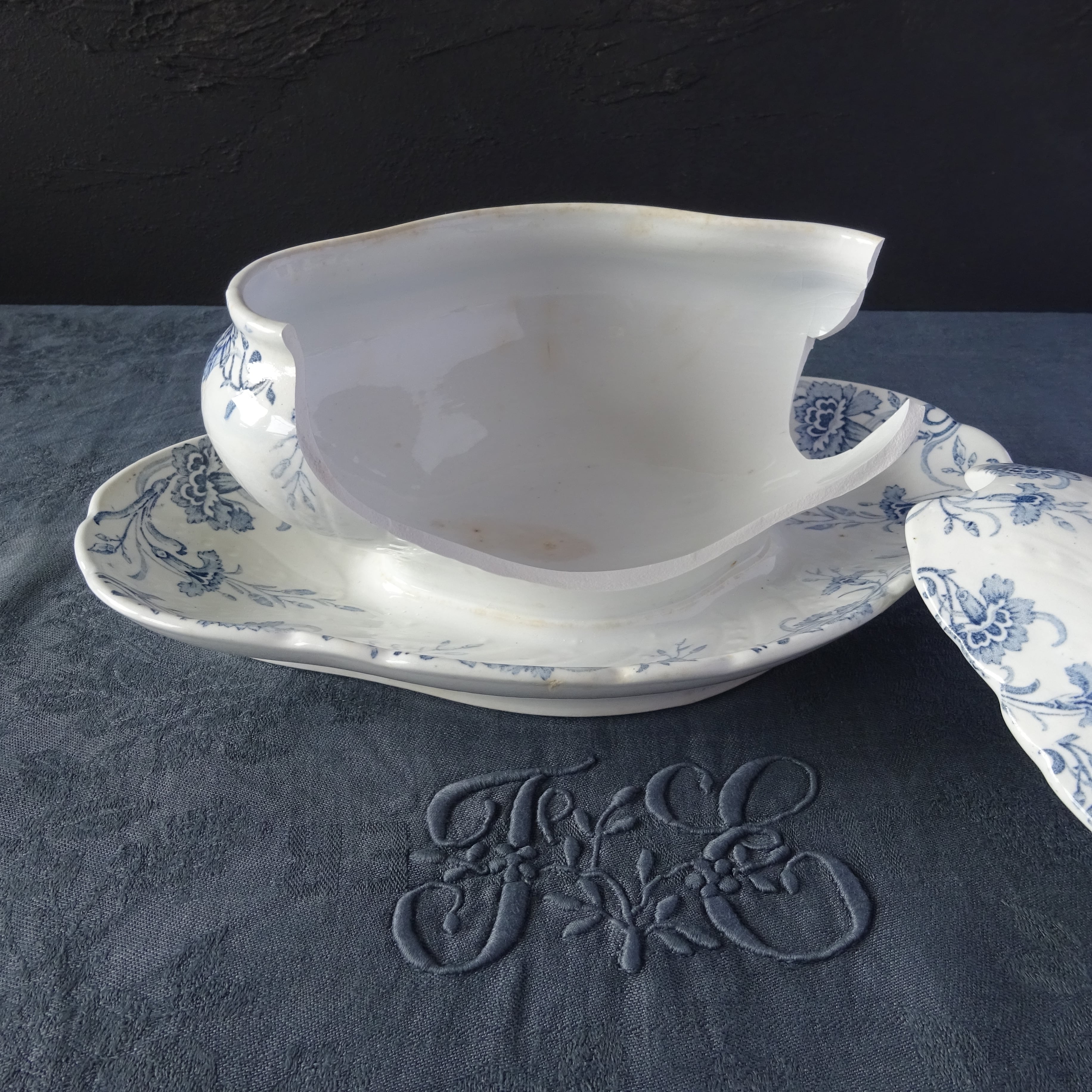 【 Épuisé 】【金継ぎ用】KG Luneville*modèle《KLEBER》Saucière pour Kintsugi