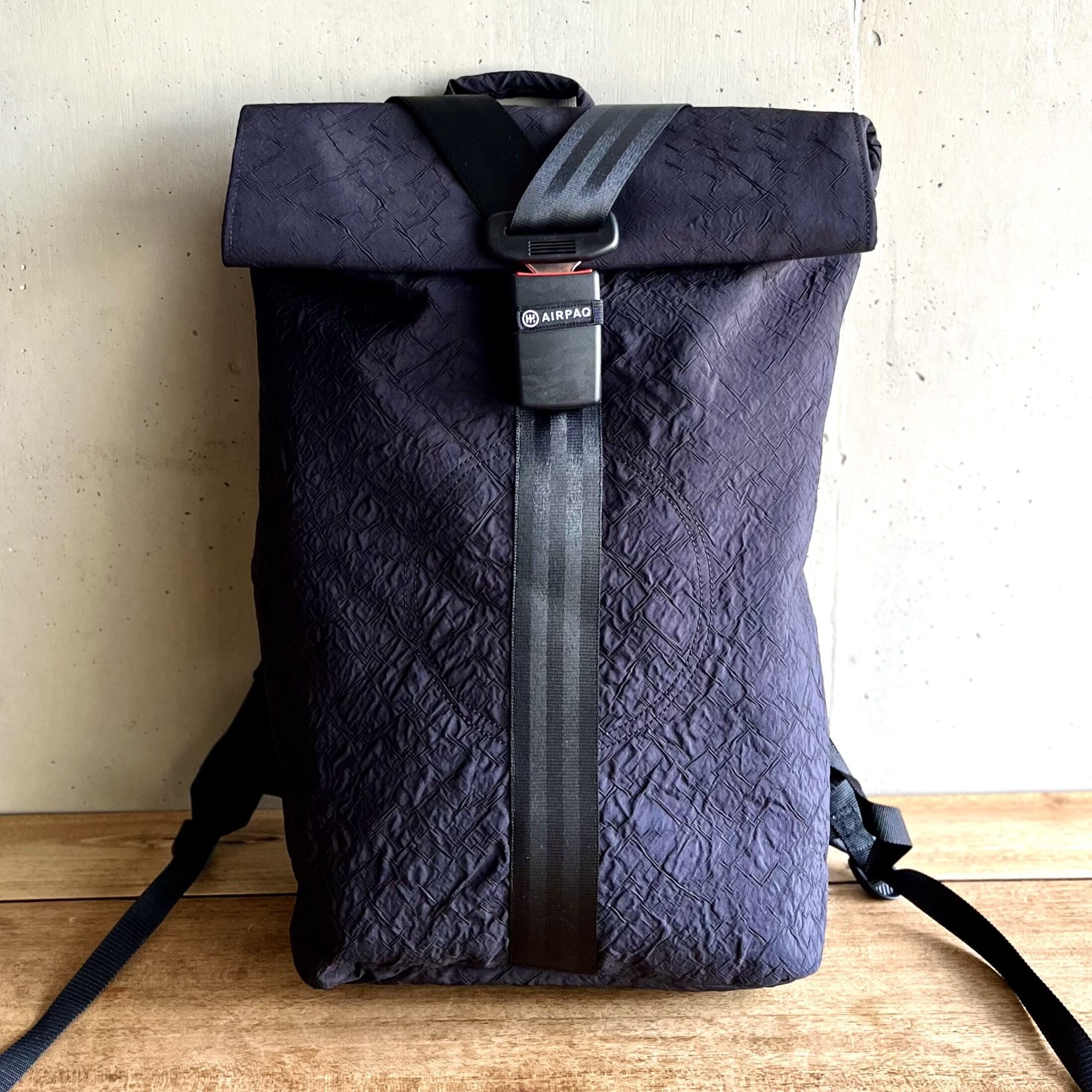 AIRPAQ ブラック リュック・バックパック ブラック AIRPAQ