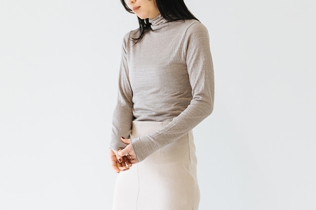 SHEER SLUB JERSEY - FIT BOTTLE-NECK PULLOVER：シアースラブ天竺 - フィットボトルネックプルオーバー