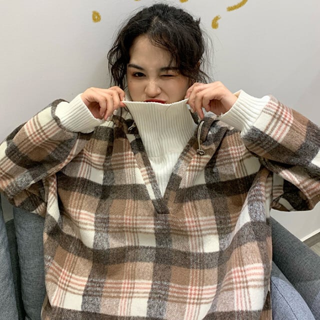 フリースチェック柄ジャケット（フード付き）
