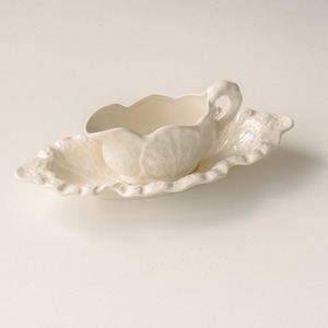 Milk Pitcher / Leaf Tray