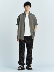 KHAKI Set up