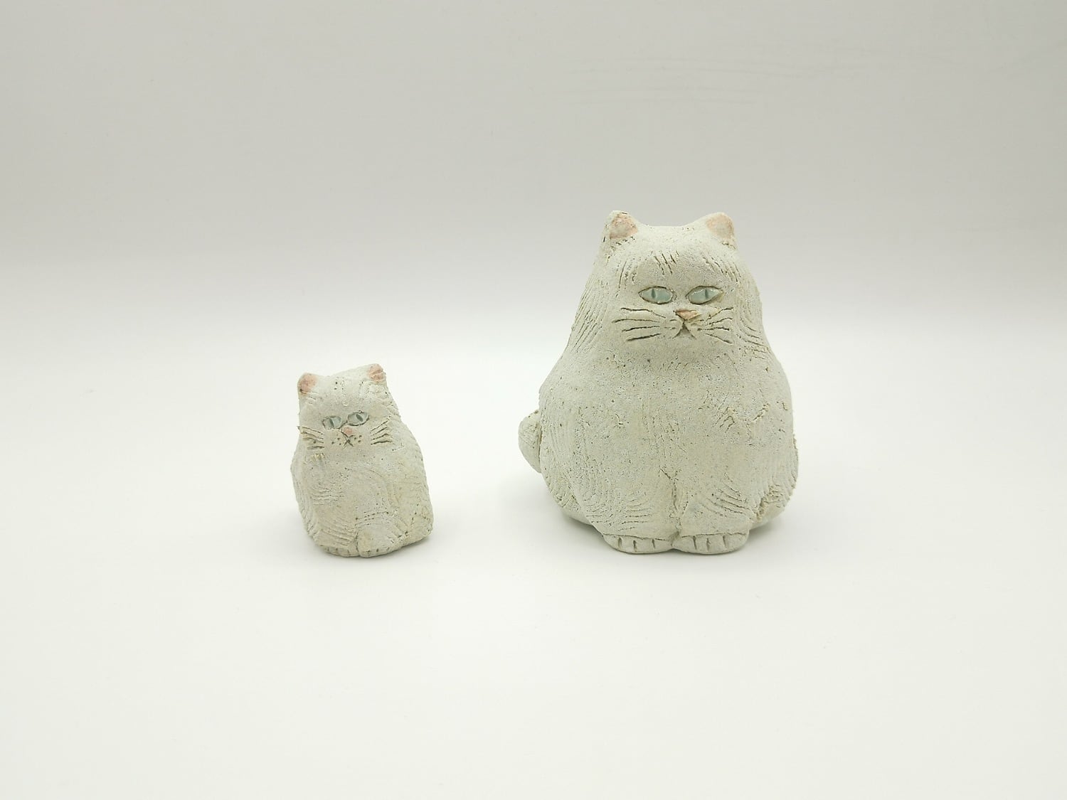 美品　幸生窯　タワシ　大小　2セット　猫　ネコ 幸生窯】陶器オブジェ ねこ（大） - ネコペコリ 猫との暮らし雑貨