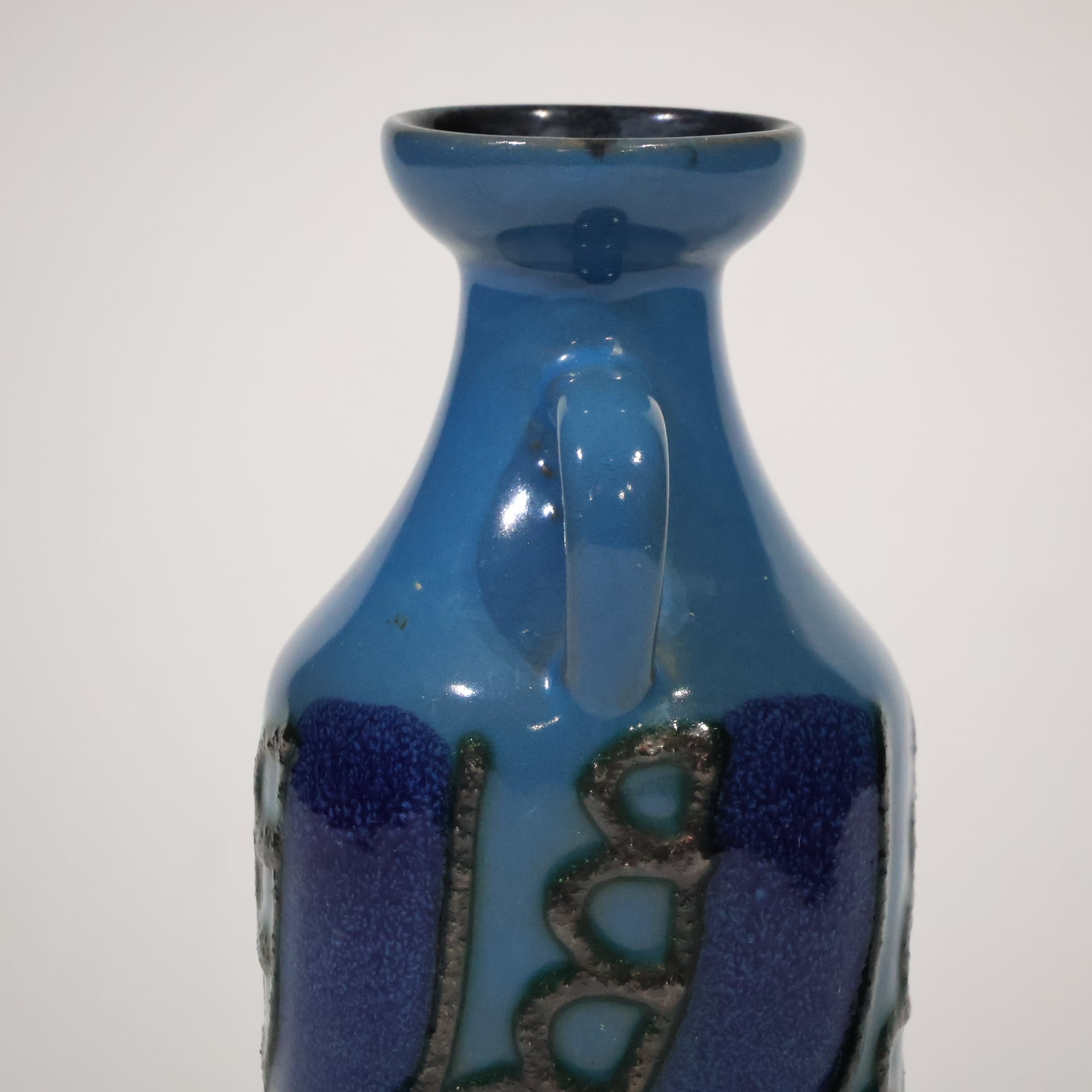 Strehla-- 16.9cm | Fat Lava & German Art Pottery