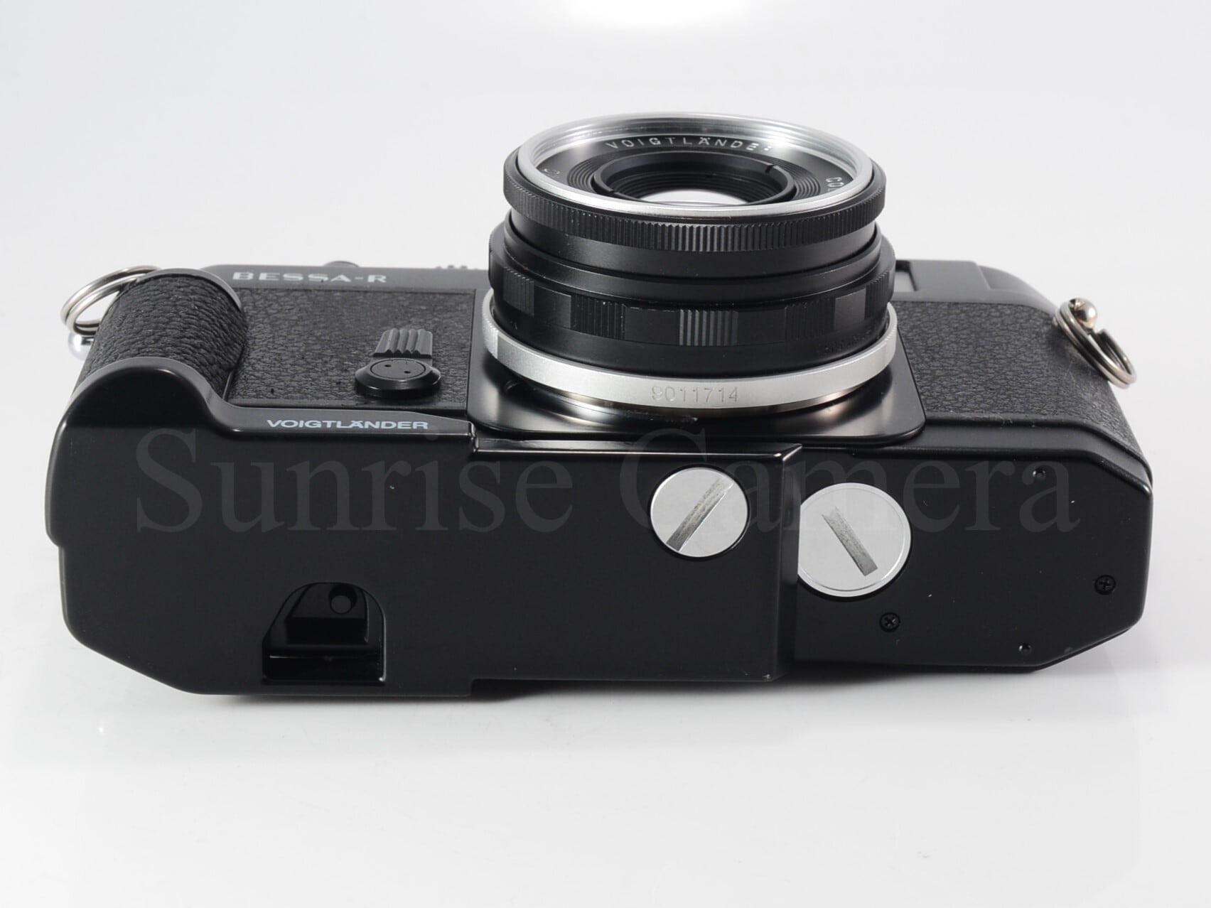Voigtlander BESSA R ブラック /Color skopar 35mm F2.5 MC サイド