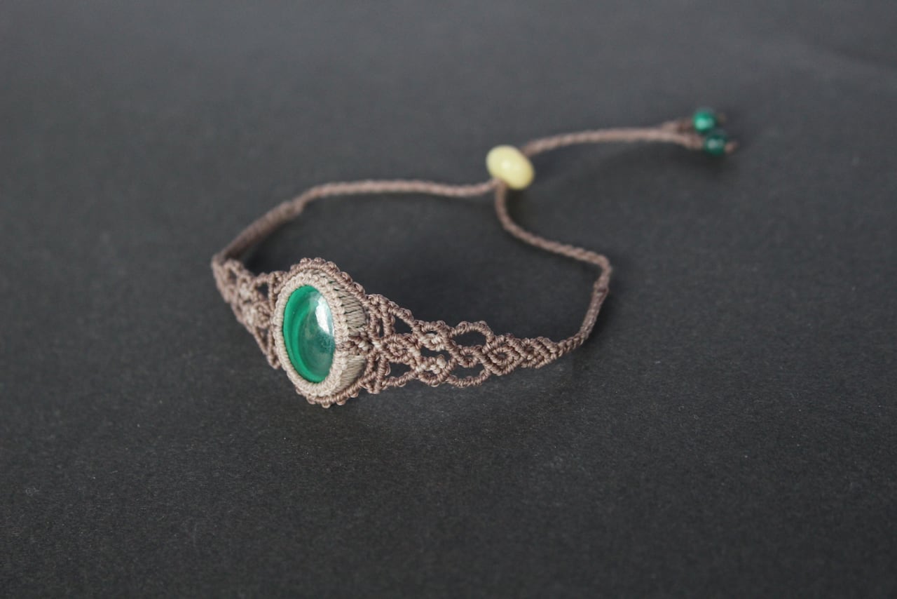 Malachite micro macrame bracelet
