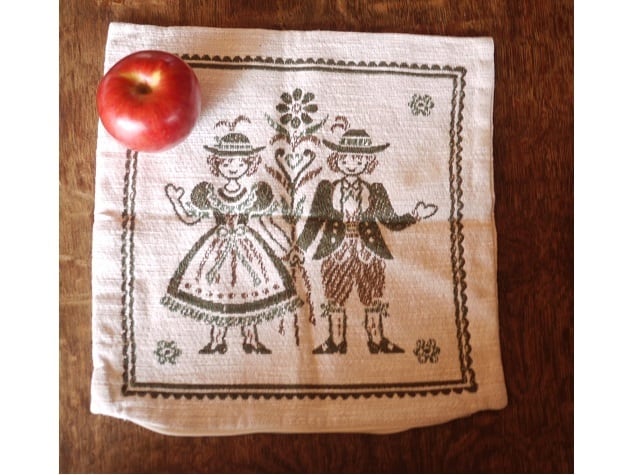 ドイツ バイエルン 民族衣装 クッションカバー ディアンドル チロル ANORA