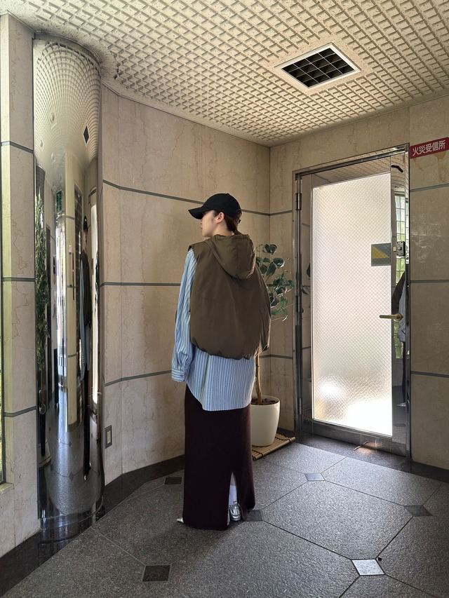 【attrayant】Food  Short Vest