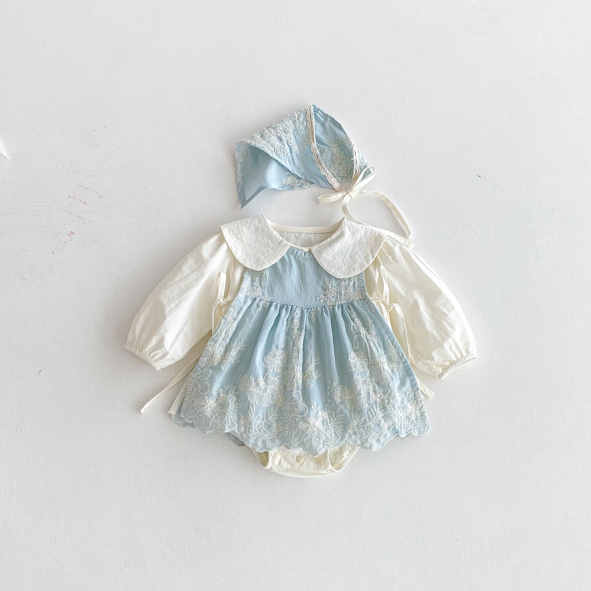 ブルーレース刺繍ビスチェ付きベビー3点セット | LittleBean丨海外子供