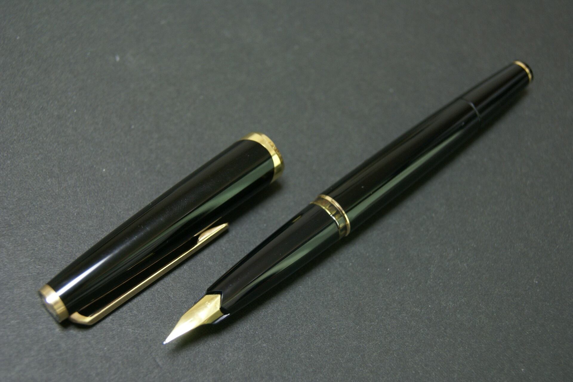 70s モンブラン 121 MONTBLANC 121 （極細字） 18K 00842 | 川口