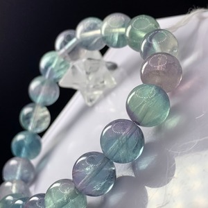 f106色合いが美しく、透明度有り☆フローライトブレスレット