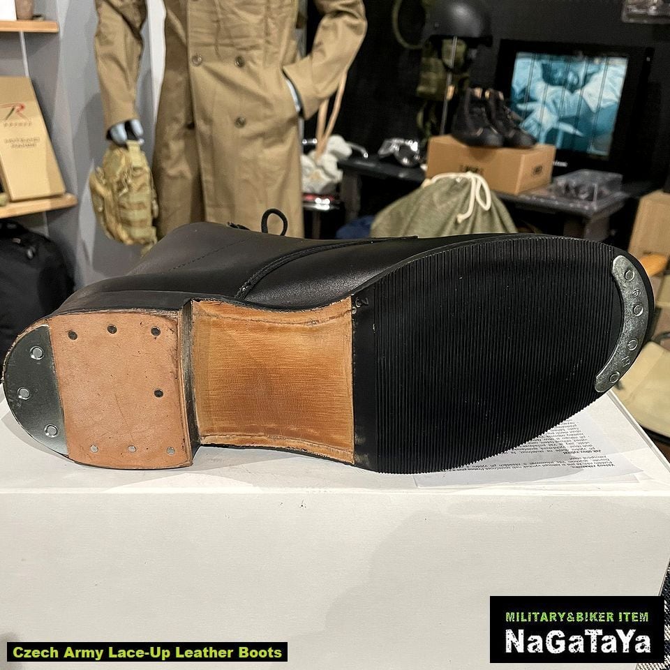 デッドストック 新品 チェコ軍放出品 編み上げ スチールトゥ