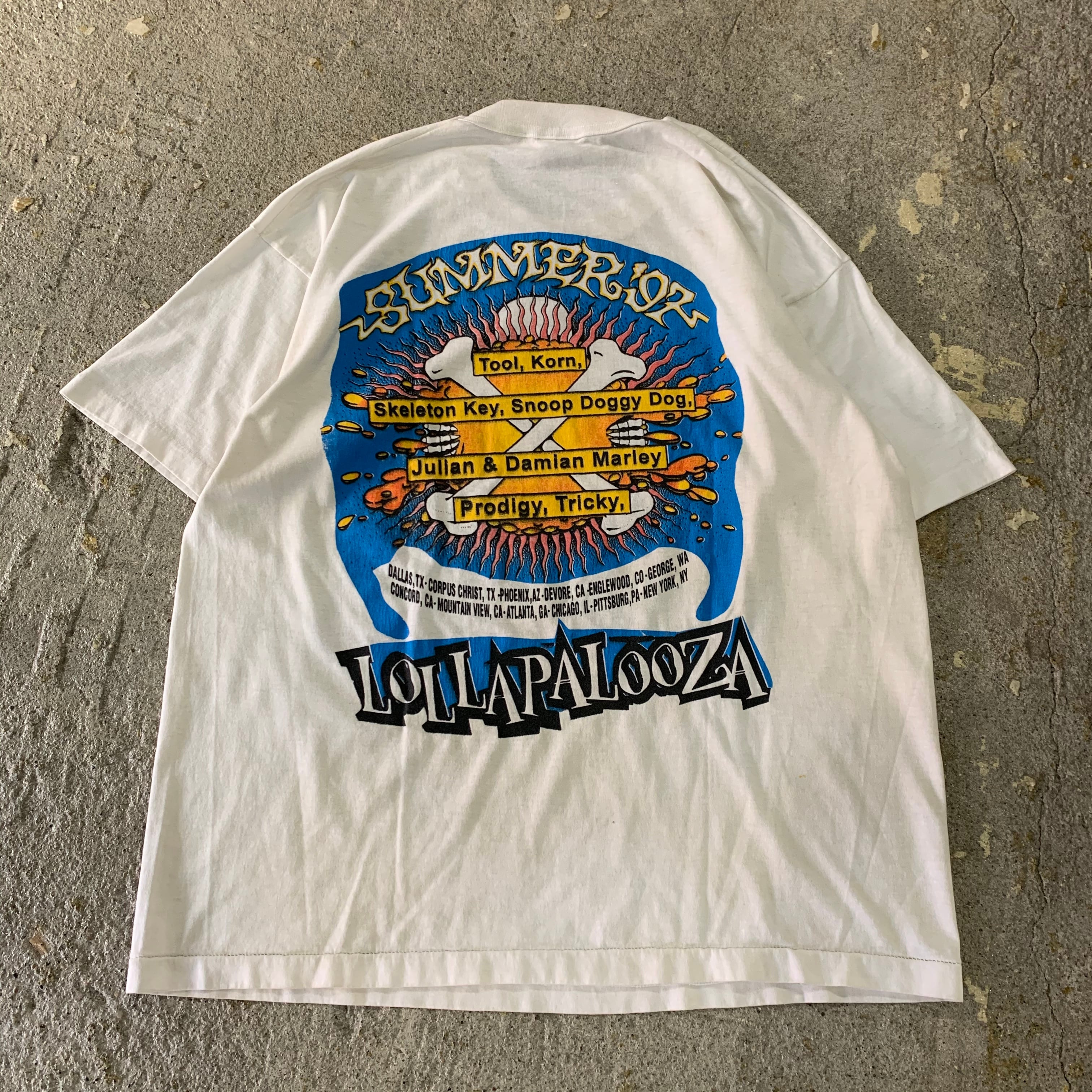 90s LOLLAPALOOZA T-shirt | What