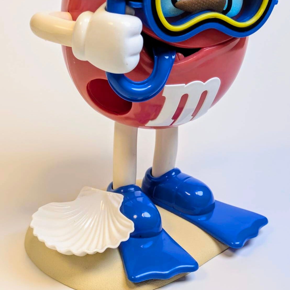 ☆ VINTAGE JUNK ☆【 m&m's  ( エムアンドエムズ ) 】Beach / ビーチ / シュノーケル / ディスペンサー コレクション  / レッド 〚アメリカン雑貨 アメトイ〛