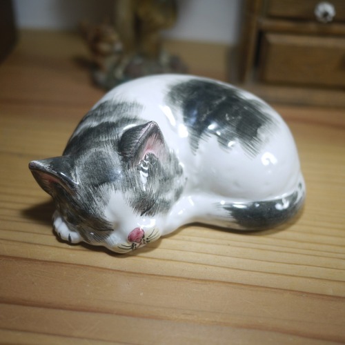 眠り猫小　ヴィンテージイタリア　