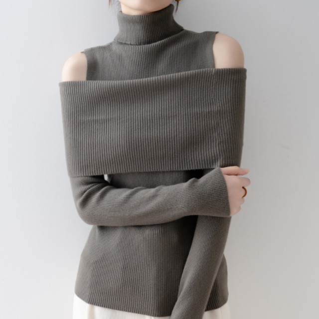 Cutout layered pullover sweater LA2501200