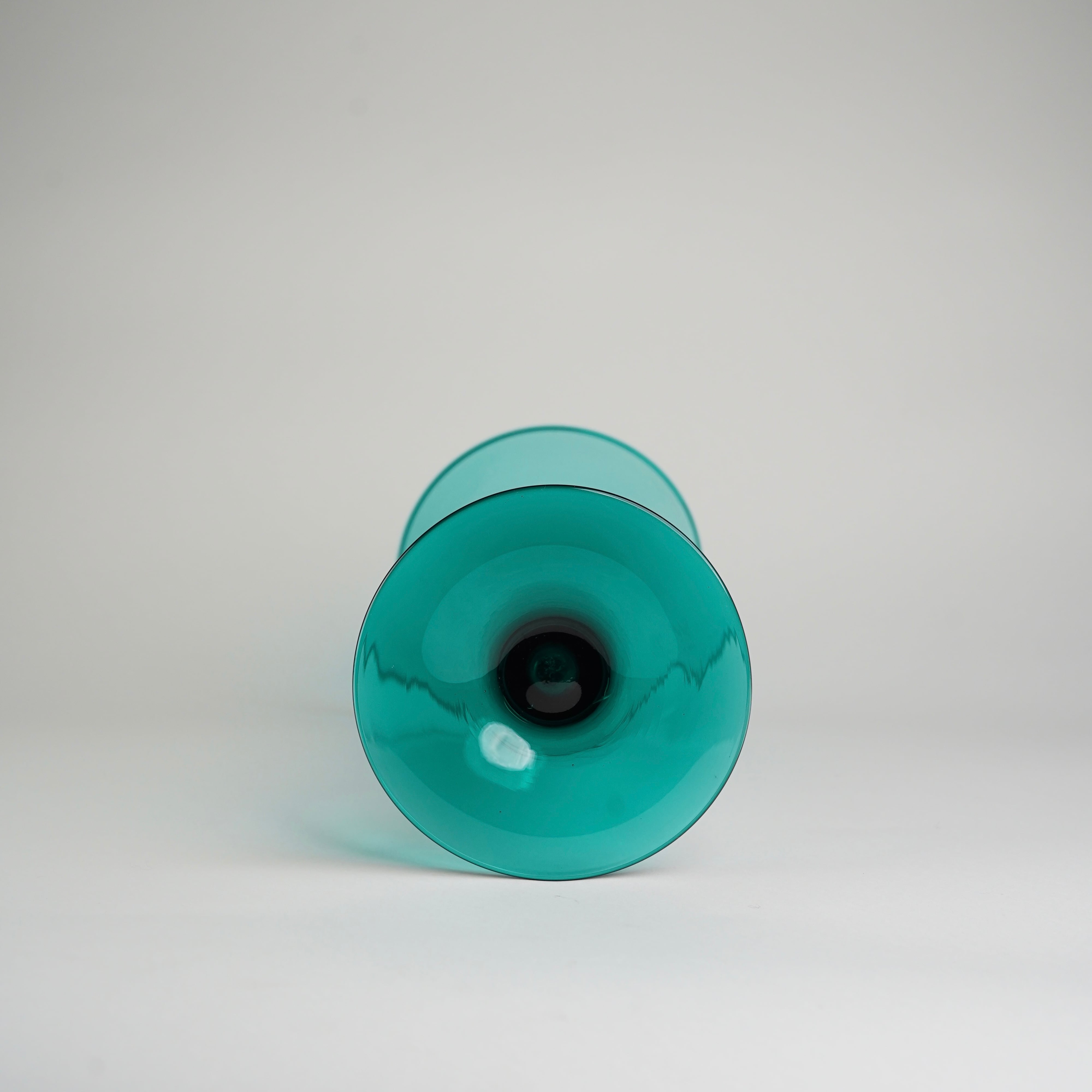 ヴィンテージガラスベース エメラルドグリーン | unorare