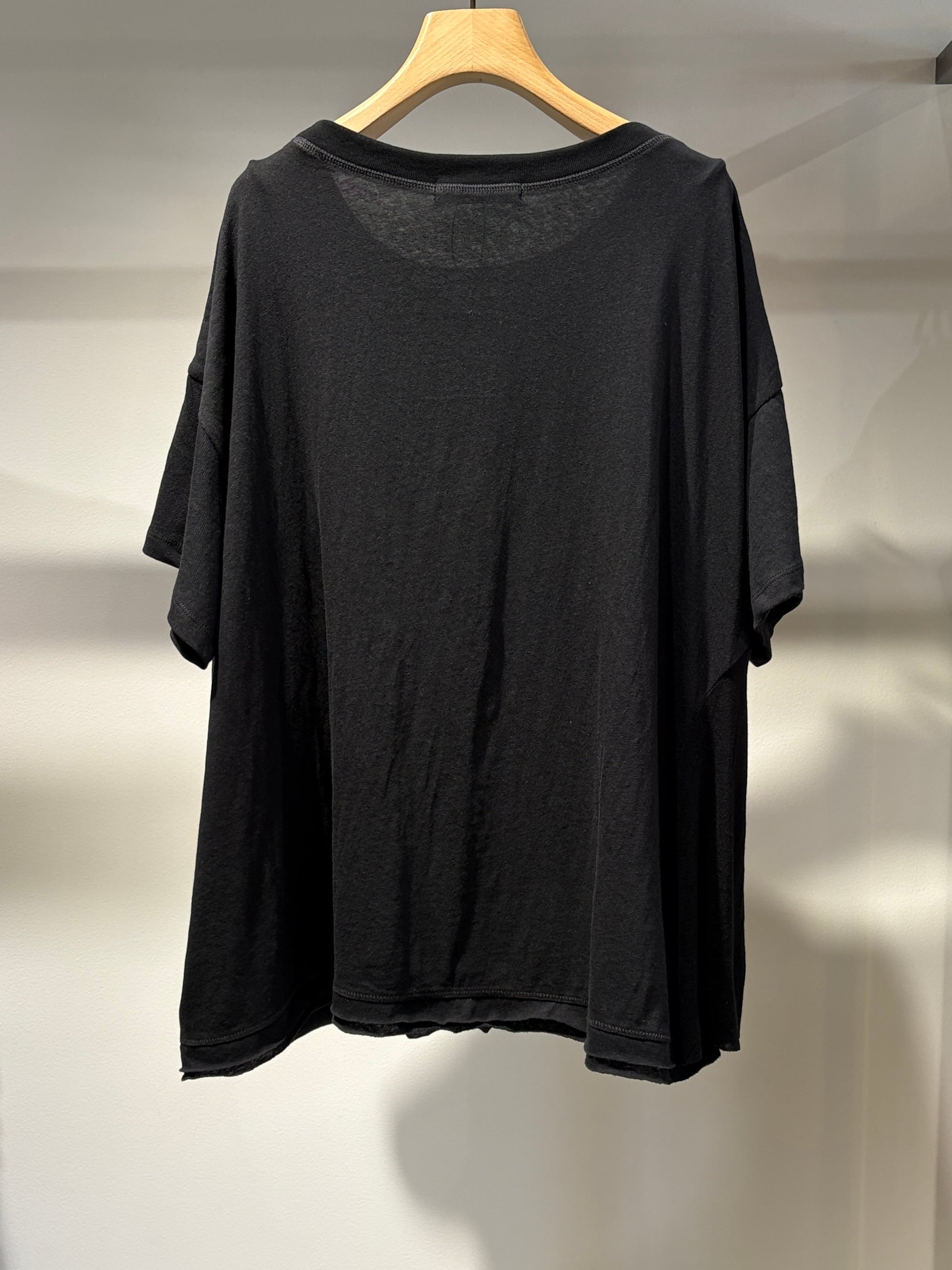 26SS】OPEN YY オープン ワイワイ / SCOOP NECK PHONETIC TEE | TRENT