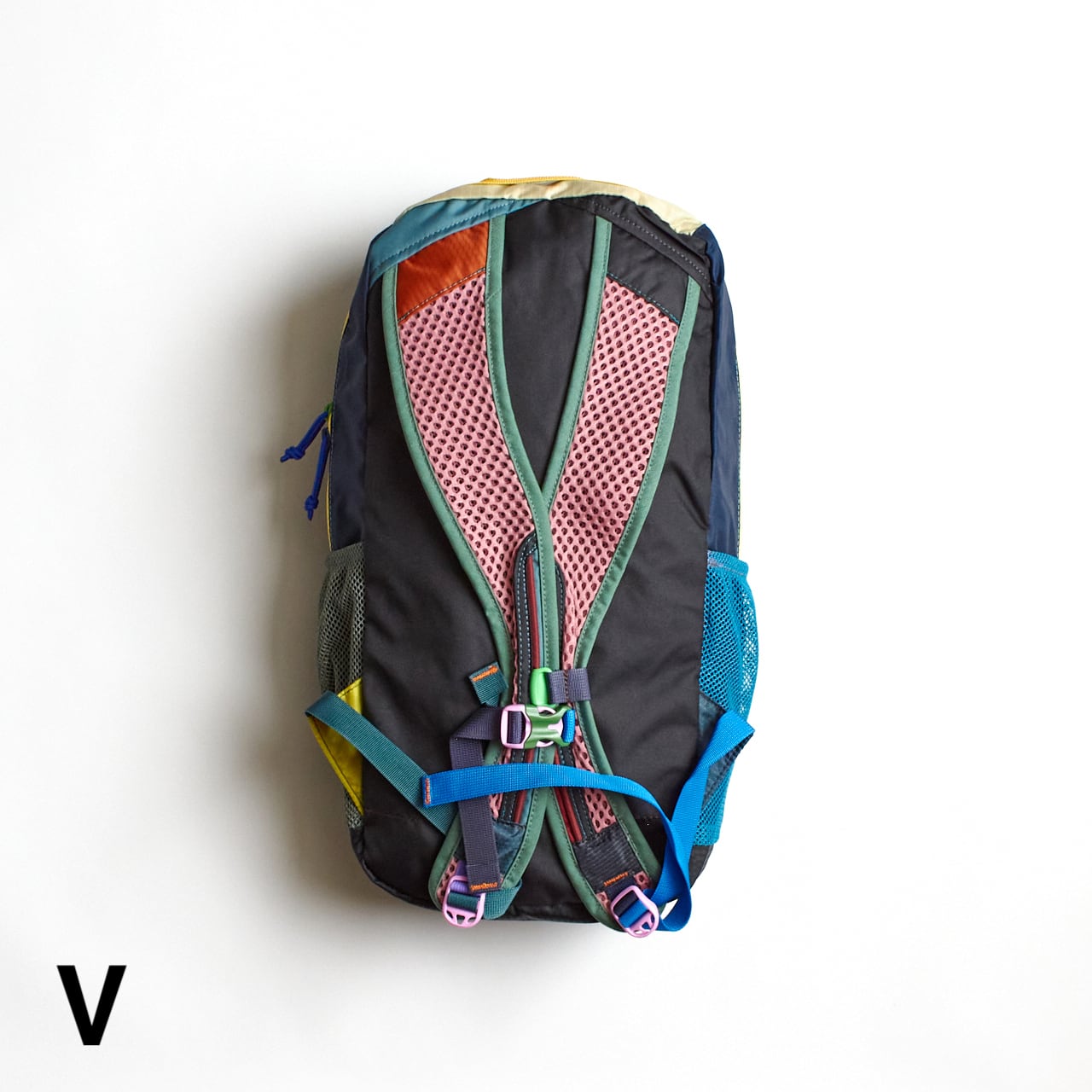 Cotopaxi（コトパクシ）batac 16L c/#V Back Pack - Del Día メンズ
