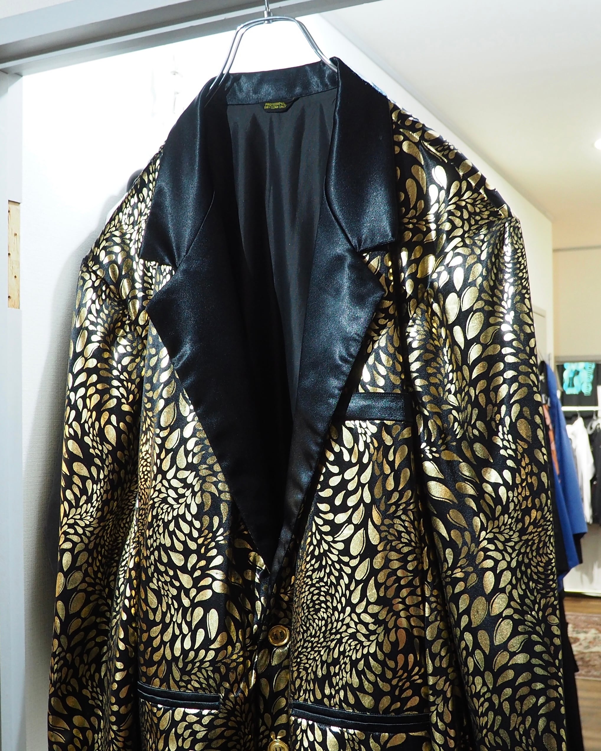 1980s ” made in USA ” Luxury gold pattern vintage loose Satin jacket