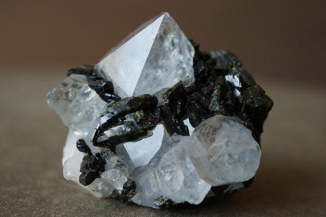 トルコ産エピドート/クォーツ Epidote / Quartz 2127