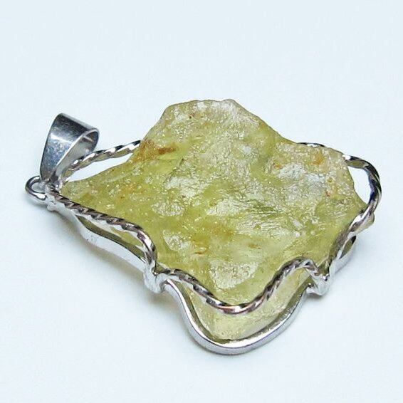 リビアングラス ペンダント 一点物 おまかせ便 112-13898