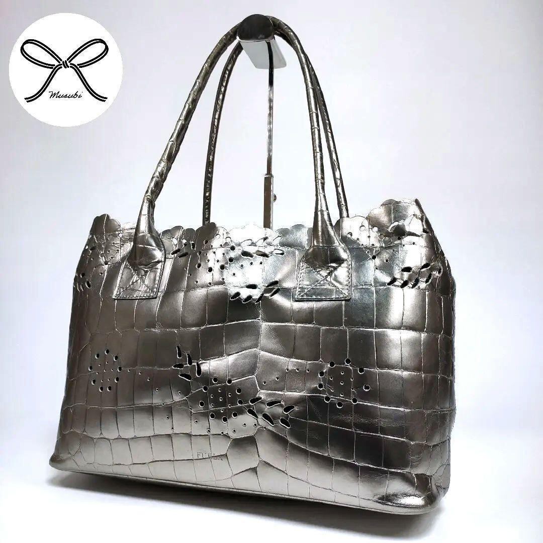 FURLAフルラトートバッグtote bag パンチングシルバーレザー
