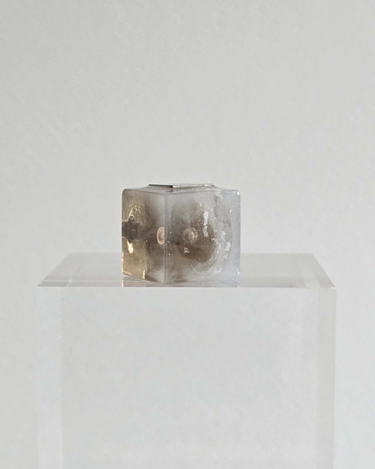 PERFUME CUBE. [black×white×snow] - 6