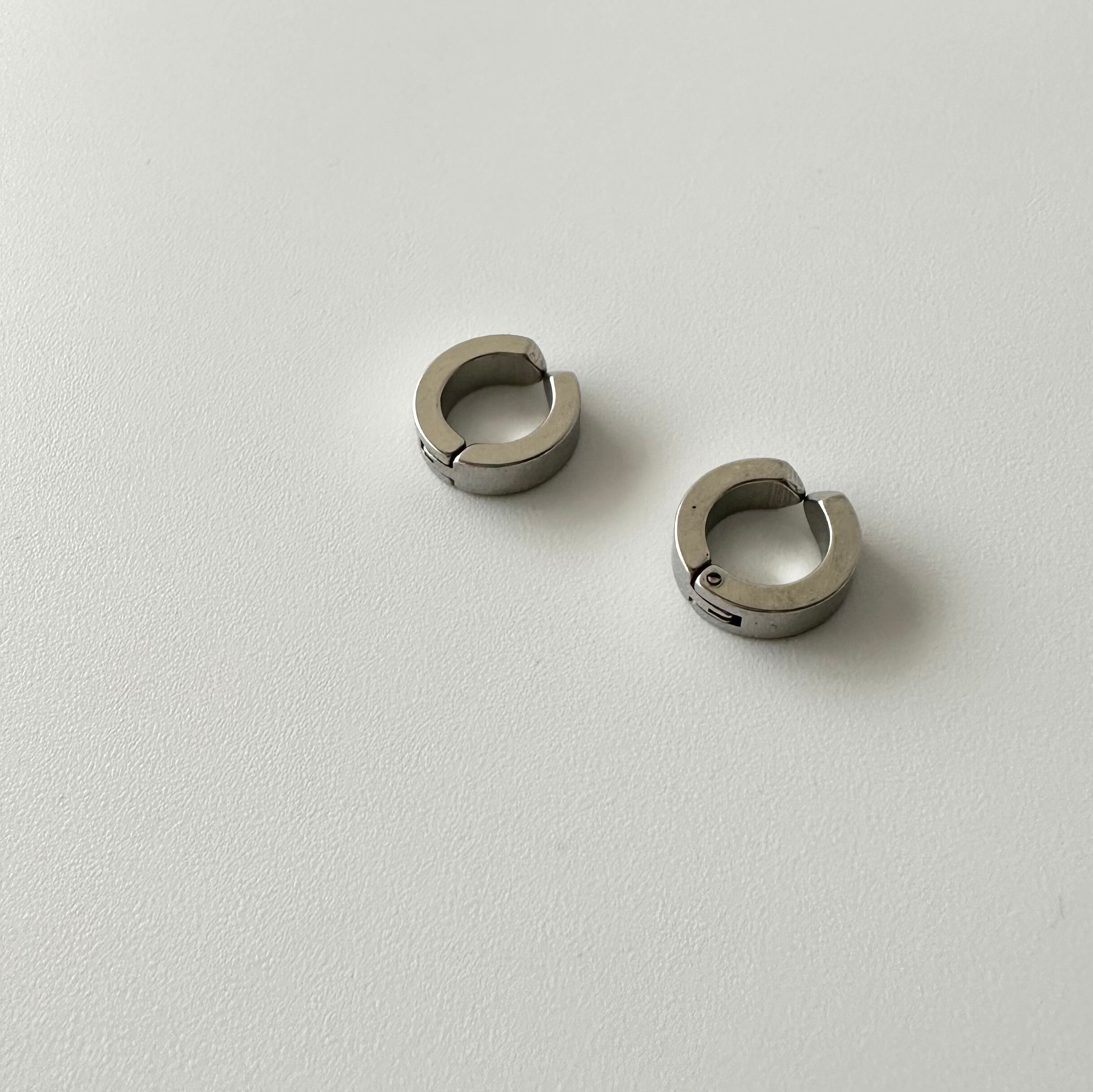 ふっちページ／イヤリング６点 SJX W】CLICK HOOP PIERCED EARRING(6JP5050)｜SJX公式ONLINE STORE