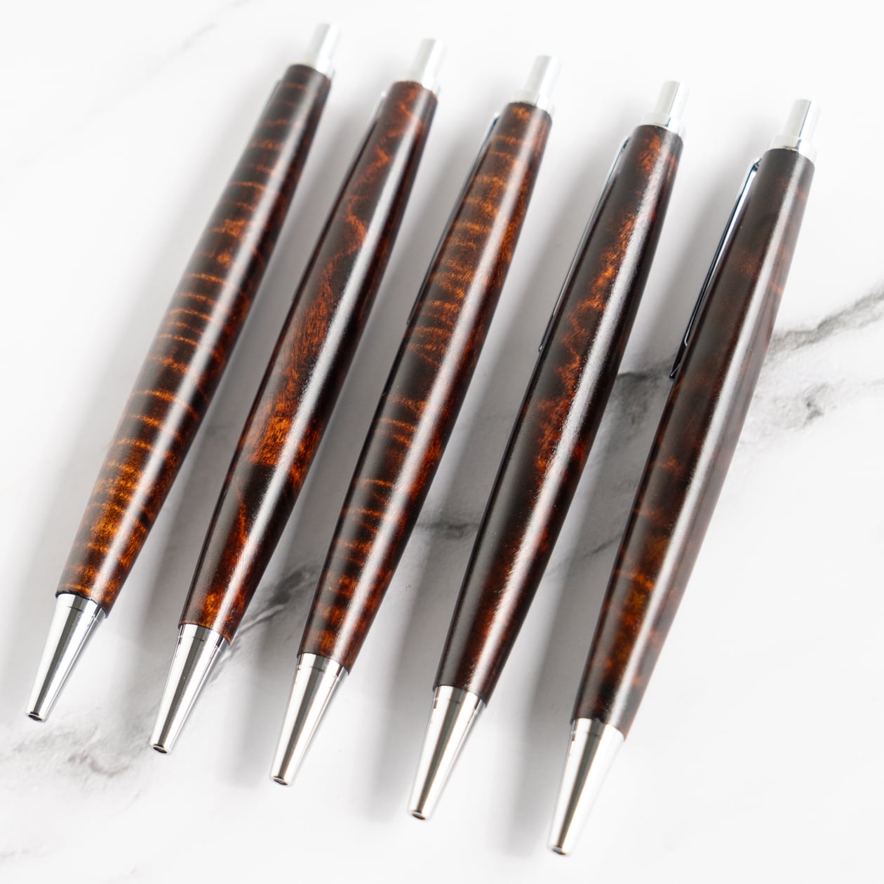 杢軸ボールペン】トチ 縮み杢（ちぢみもく） / ノック式木製ボールペン