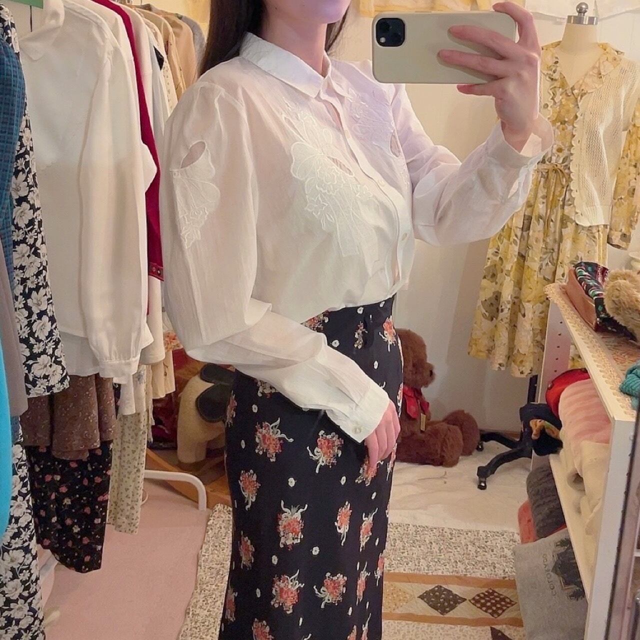 white ribbon flower embroidery blouse