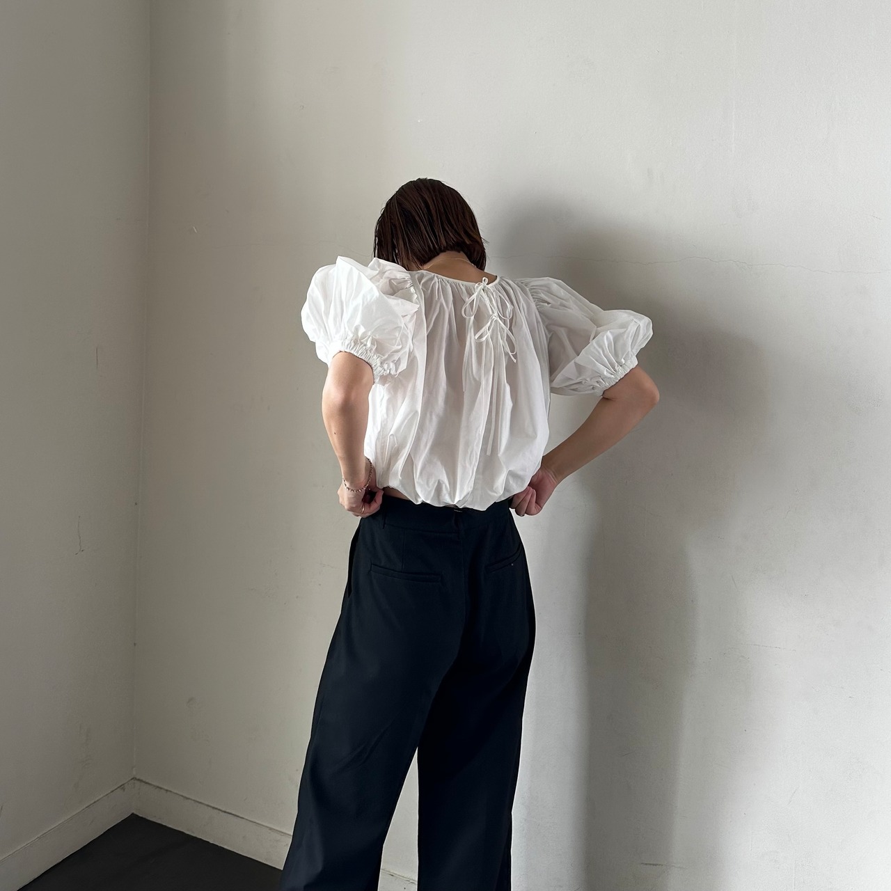 emm the shop ホワイトnatsumeku blouse 