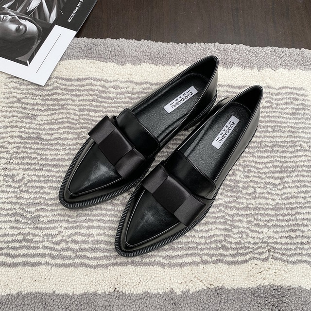 Pointed toe ribbon loafers　M1777