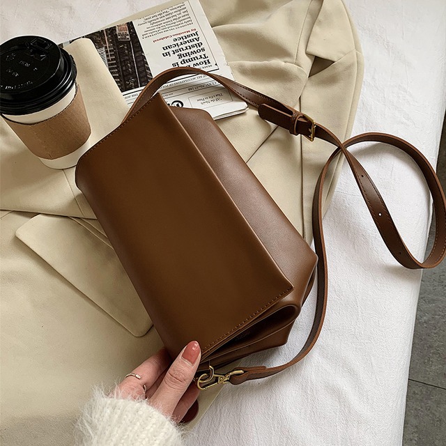 オータムウィンターレッド 秋物 冬物 スクウェア メッセンジャーバッグ 手作りハンドバック91369364950