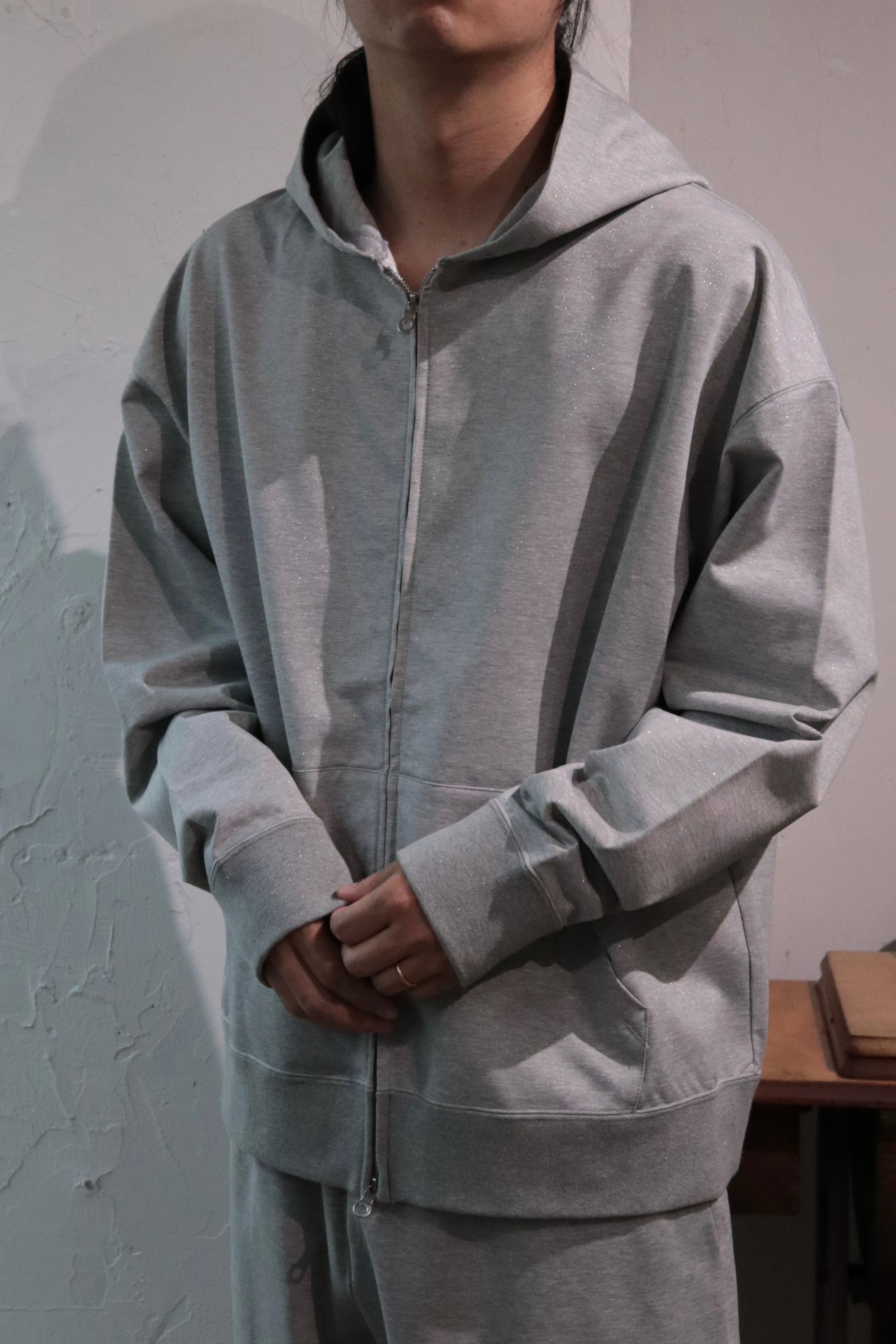 LAST1】KANEMASA PHIL. 36G Glittery Zip Hoodie(GREY(Mist Grey