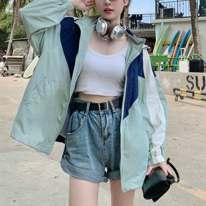 アウター レディース マウンテン ジャンパー ワンサイズ 2カラー ブルー ピンク カラバリ 長袖 ナイロン バイカラー ライン 切り替え フード パーカー ブルゾン ジャケット ドロップショルダー 羽織り ファスナー ポケット オーバーサイズ ビッグシルエット ゆったり ルーズ 体型カバー シンプル カジュアル メンズライク キュート 大人可愛い おしゃれ 普段使い デート お出かけ 女子会 休日 旅行 通勤 通学 着まわし ファッション コーデ スタイル モテ 重ね着 春 秋 冬 送料無料