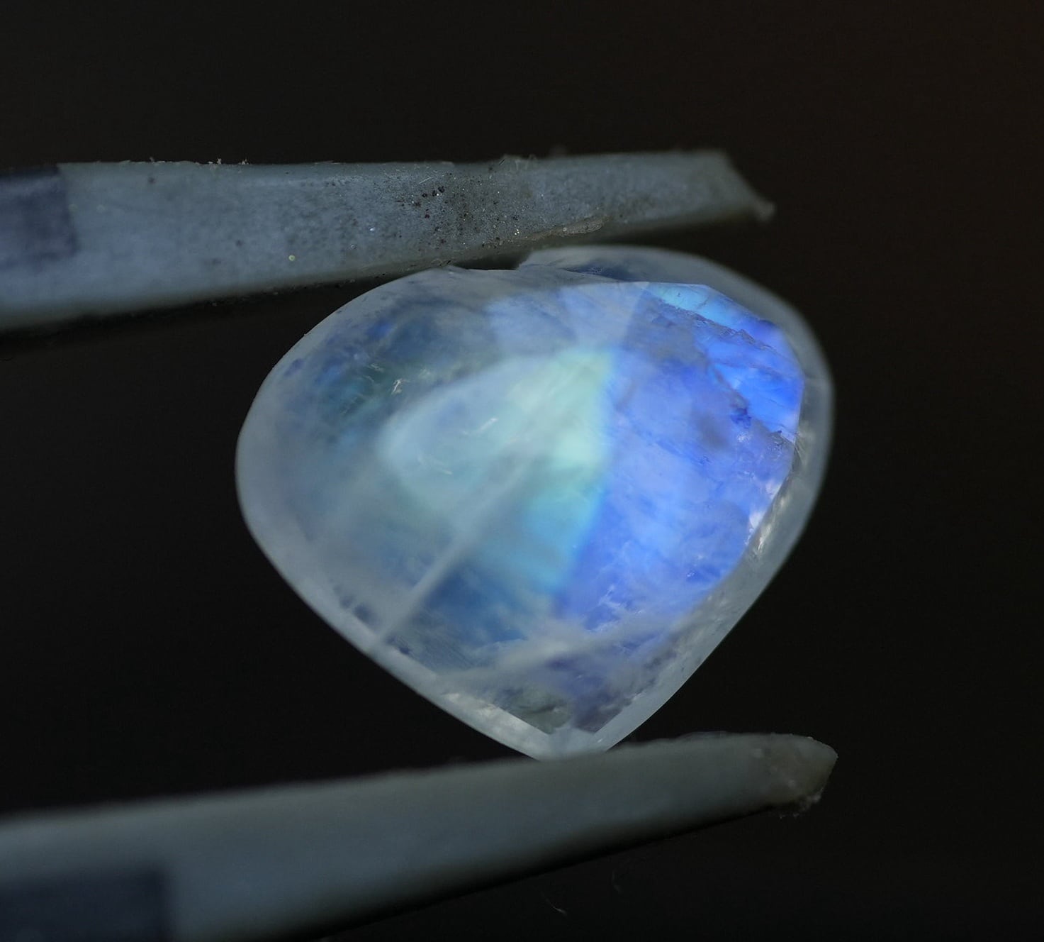 1.9 ct ハートの形 ムーンストーン s1651