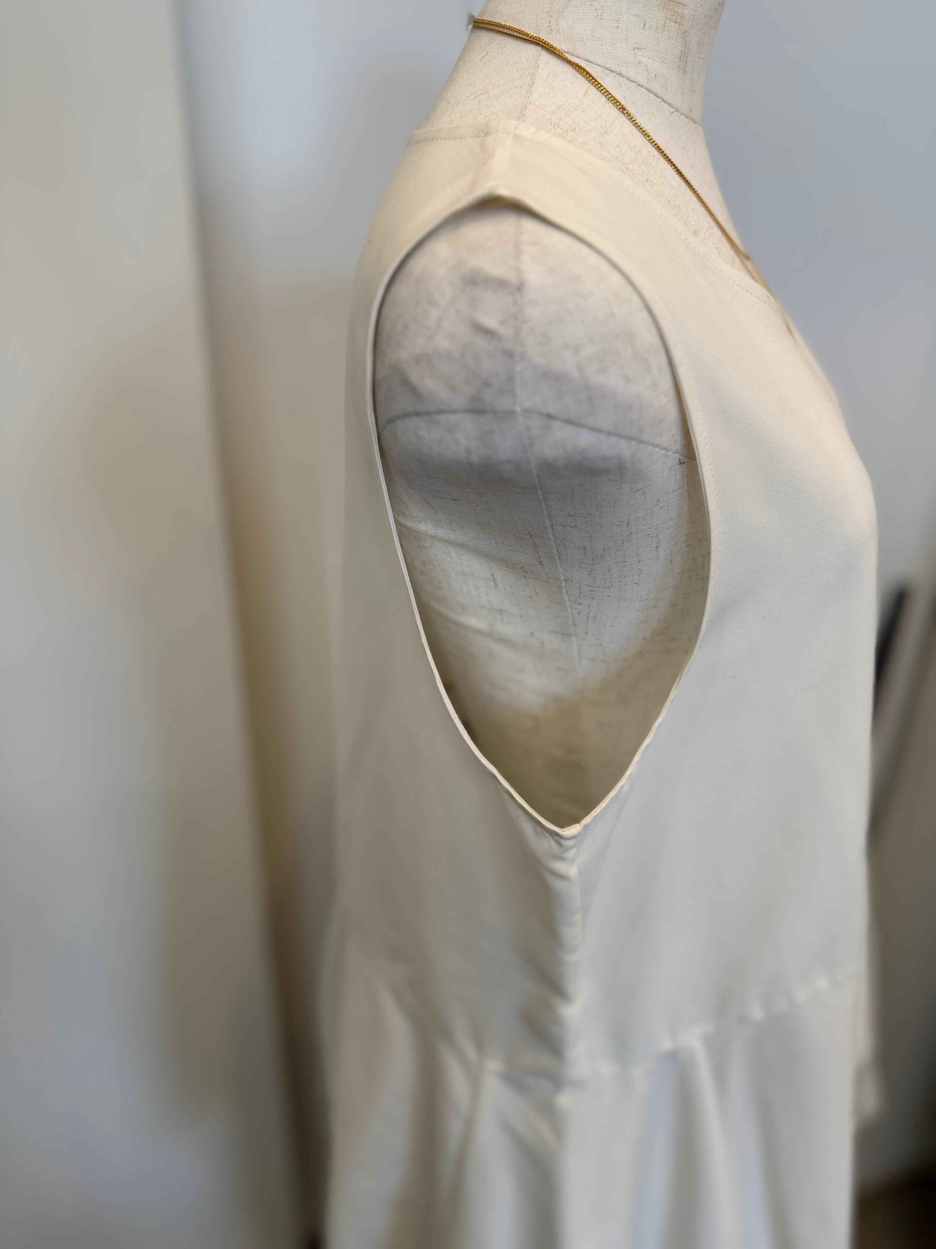 【CHIGNON】ヘムレースサテンタンク　1561-061