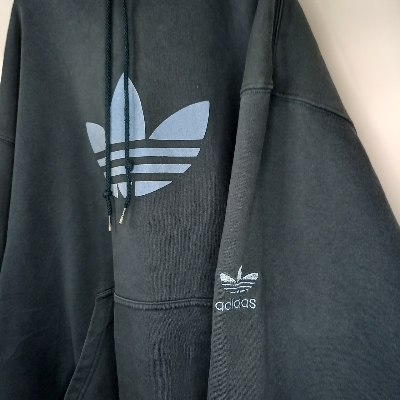 90s　アディダス　プルオーバー　スウェット　パーカー　ビッグロゴ　ブラック