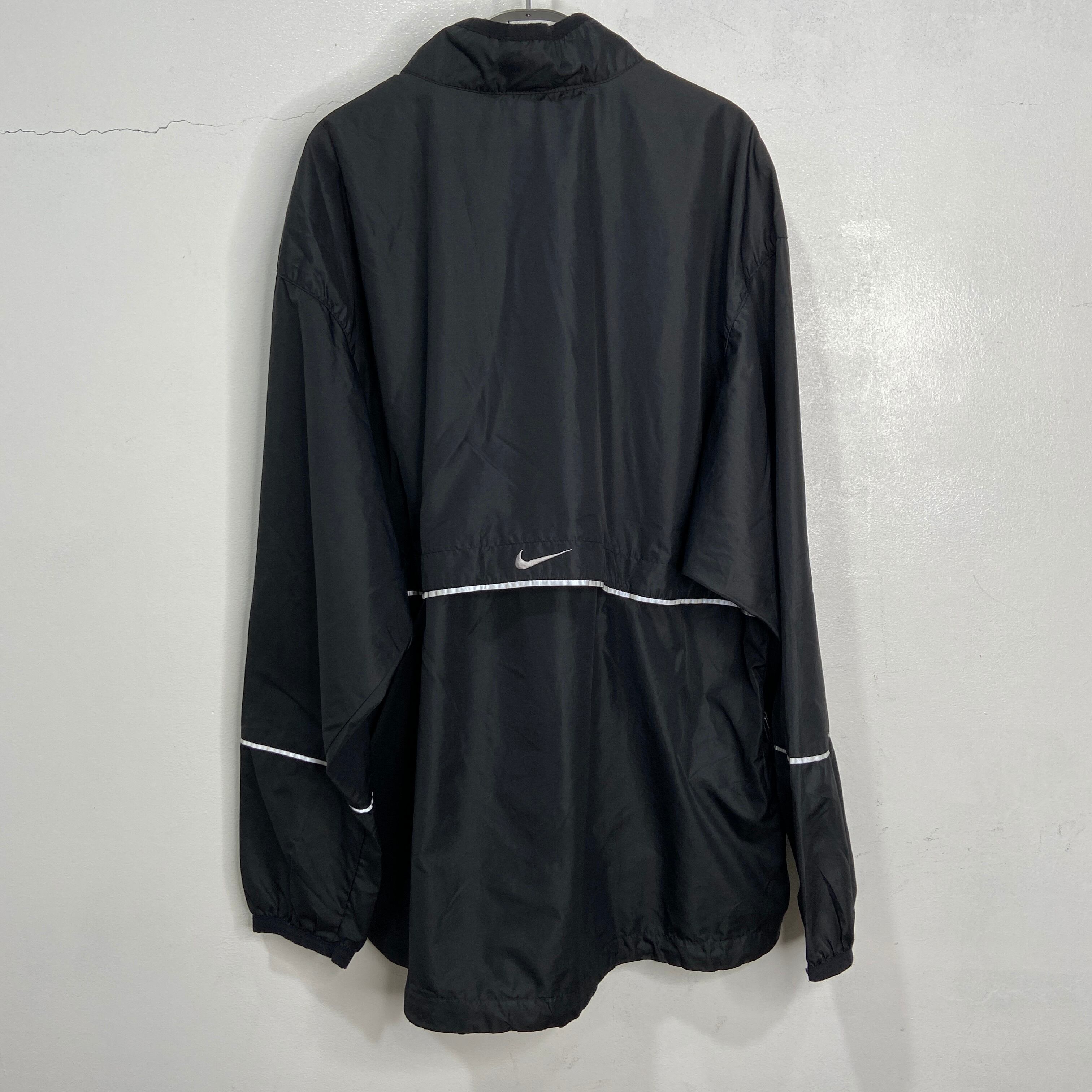 US NIKE ハーフジッププルオーバー ブラックソロスウォッシュ【325】