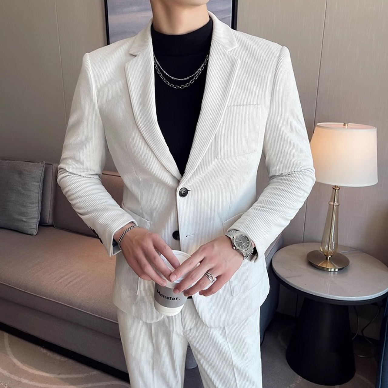 洗練された雰囲気をまとった韓国スタイルカジュアルスーツ　ツーピース　SU021