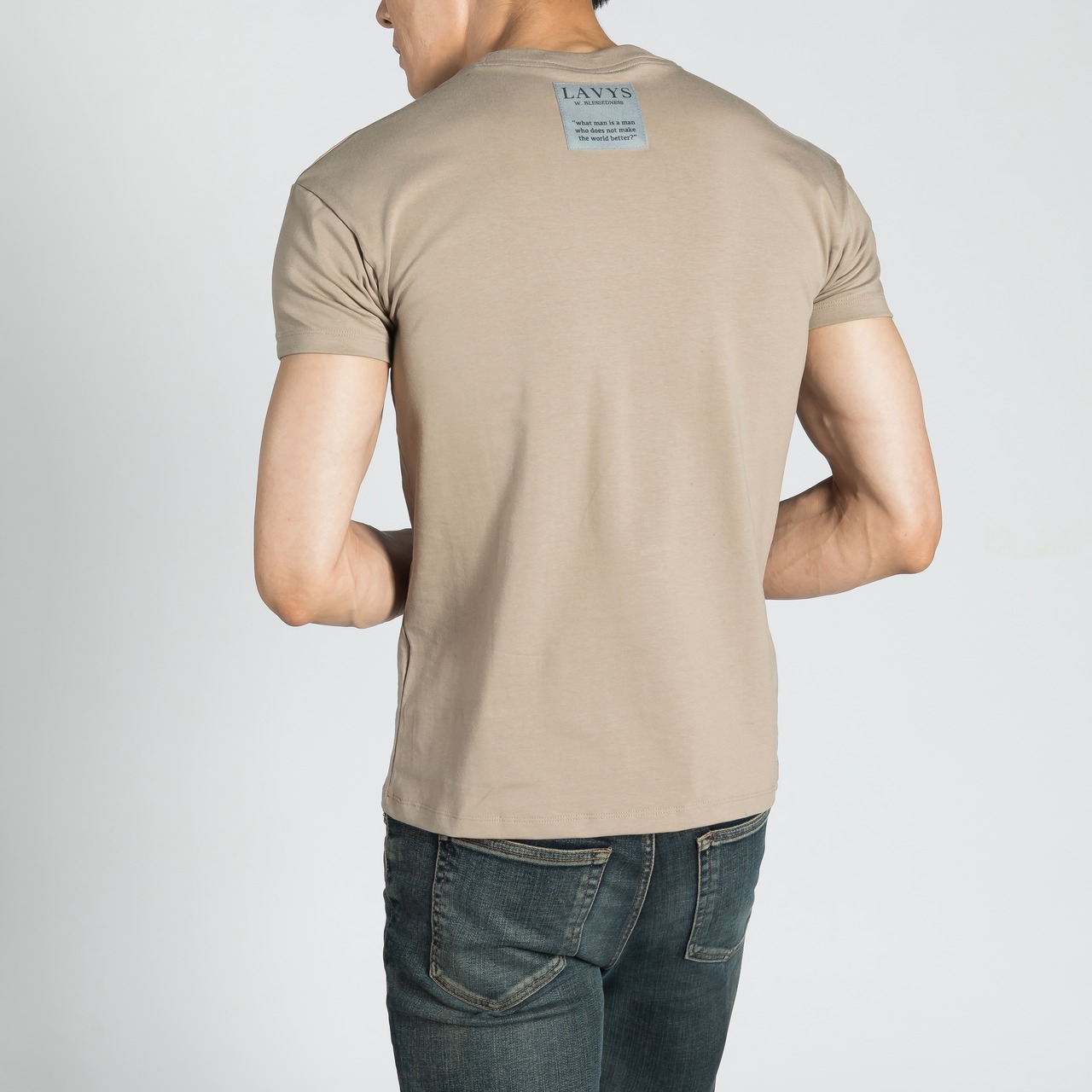 逆三角マッスルフィットTシャツBeige【LAVYS】