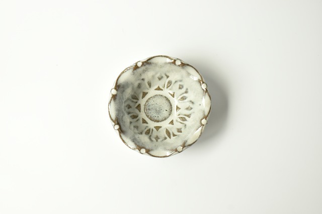 小代瑞穂窯 / 福田るい : 花碗 ナミナミ 白